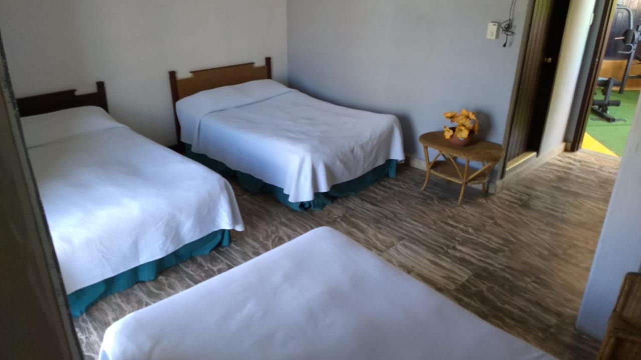 Hotel Maria Isabel Escárcega Buitenkant foto